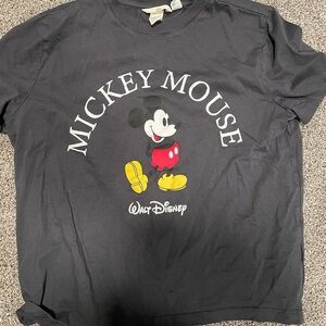 H&M / large crop Mickey black t shirt